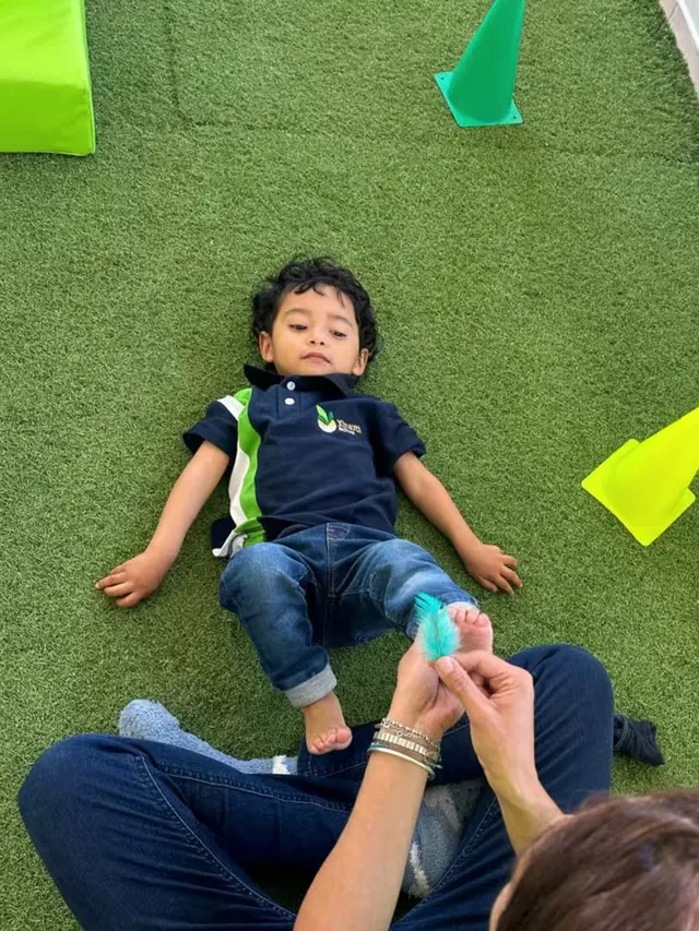 Estudiantes de Xinaxtli School aprendiendo y creciendo juntos